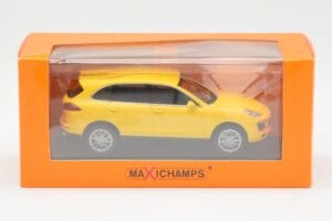 Porsche Cayenne 92A Жълт MaxiChamps 1:43 940063201 Метал — снимка 4 от 4