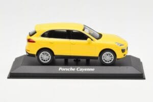 Porsche Cayenne 92A Жълт MaxiChamps 1:43