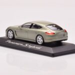 Porsche Panamera 970 S Hybrid Critall Зелен Minichamps 1:43 - image 3 of 4