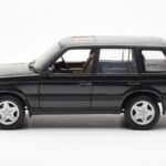Range Rover P38 4.6 HSE Черно Металик AUTOart 1:18 - image 4 of 9