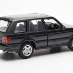 Range Rover P38 4.6 HSE Черно Металик AUTOart 1:18 - image 6 of 9