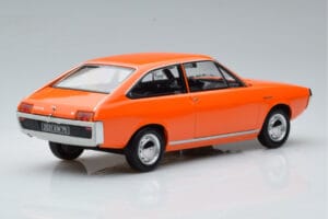 Renault 15 TL Оранжев Norev 1:18 185350 Метал — снимка 2 от 6