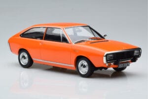 Renault 15 TL Оранжев Norev 1:18 185350 Метал — снимка 4 от 6