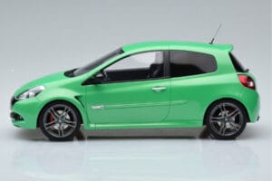 Renault Clio 3 RS Зелен Otto 1:18 OT900 Смола — снимка 3 от 6