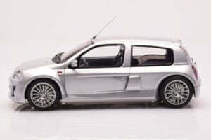 Renault Clio V6 Phase 1 Сребрист Otto 1:18 OT1034 Смола — снимка 3 от 6