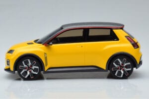 Renault E-Tech Electric Prototype Жълт Otto 1:18 OT406 Смола — снимка 3 от 6