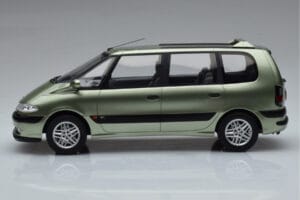 Renault Espace 3 Зелен Otto 1:18 OT430 Смола — снимка 3 от 6