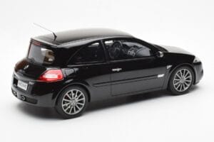 Renault Megane 2 RS Phase 2 Черен Otto 1:18 OT1054 Смола — снимка 2 от 6