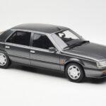 Renault 25 V6 Injection Phase 1 Сив Otto 1:18 - image 4 of 6