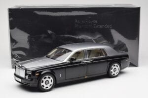 Rolls-Royce Phantom VII EWB Черен и Сребрист Kyosho 1:18 08841BKS Метал — снимка 8 от 8