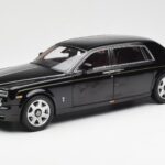 Rolls-Royce Phantom VII EWB Diamond Черен Kyosho 1:18