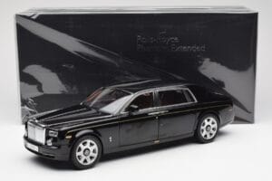 Rolls-Royce Phantom VII EWB Diamond Черен Kyosho 1:18 08841DBK2 Метал — снимка 8 от 8