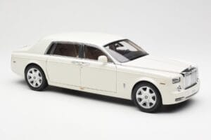 Rolls-Royce Phantom VII EWB English Бял Kyosho 1:18 08841EW2 Метал — снимка 6 от 8
