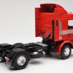 Scania 143M 470 Topline Червен MCG 1:18 - image 3 of 8