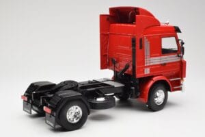 Scania 143M 470 Topline Червен MCG 1:18 MCG18142 Метал — снимка 3 от 8