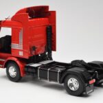 Scania 143M 470 Topline Червен MCG 1:18 - image 5 of 8