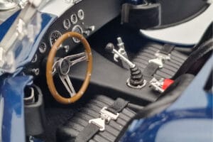 Shelby Cobra 427 S/C Тъмносин Kyosho 1:18 08048DBL Метал — снимка 7 от 9