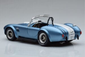 Shelby Cobra 427 S/C Светлосин Kyosho 1:18 08048SBL Метал — снимка 6 от 9