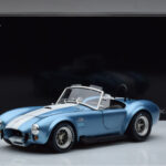 Shelby Cobra 427 S/C Светлосин Kyosho 1:18 - image 9 of 9