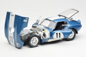 Shelby Daytona Cobra Coupe #11 S. Thompson 24 Hours of Le Mans 1965 CMR 1:18 CMR114 Метал — снимка 2 от 8