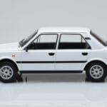 Skoda 130 L Бял IXO 1:18 - image 3 of 6