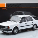 Skoda 130 L Бял IXO 1:18 - image 6 of 6