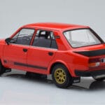 Skoda 130 LR Червен IXO 1:18 - image 5 of 6