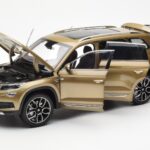 Skoda Kodiaq Златен FAW 1:18 - image 2 of 8