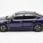 Skoda Octavia Pro Син FAW 1:18 - image 4 of 8