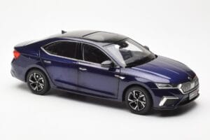 Skoda Octavia Pro Син FAW 1:18 ZMR000006BLA Метал — снимка 6 от 8