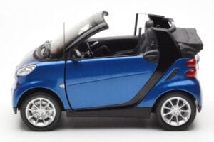 Smart Fortwo 451 Cabrio Синьо & Черно Minichamps 1:18 150036330 Метал — снимка 4 от 8