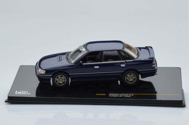 Subaru Legacy BC 2.0 Turbo RS Син IXO 1:43