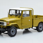 Toyota Land Cruiser 40 4x4 Pickup Маслинен Kyosho 1:18