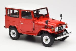 Toyota Land Cruiser FJ40 Van Червен Kyosho 1:18 08971R Метал — снимка 6 от 8