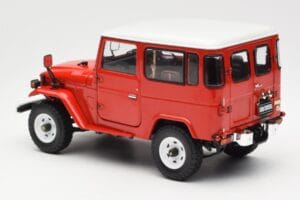 Toyota Land Cruiser FJ40 Van Червен Kyosho 1:18 08971R Метал — снимка 7 от 8