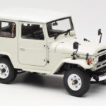 Toyota Land Cruiser FJ40 Van Бял Kyosho 1:18 - image 6 of 8