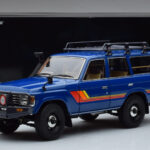 Toyota Land Cruiser 60 Син С Допълнителни Части Kyosho 1:18 - image 11 of 11