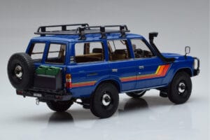 Toyota Land Cruiser 60 Син С Допълнителни Части Kyosho 1:18 08956XBL Метал — снимка 3 от 11