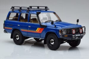 Toyota Land Cruiser 60 Син С Допълнителни Части Kyosho 1:18 08956XBL Метал — снимка 5 от 11