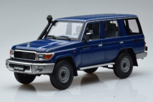 Toyota Land Cruiser J76 Синьо Almost Real 1:18