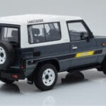 Toyota Land Cruiser LJ73 Сив Otto 1:18 - image 2 of 6