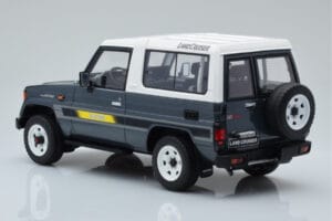 Toyota Land Cruiser LJ73 Сив Otto 1:18 OT437 Смола — снимка 5 от 6