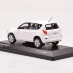 Toyota RAV4 XA30 Бял Minichamps 1:43 - image 3 of 4