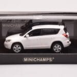 Toyota RAV4 XA30 Бял Minichamps 1:43 - image 4 of 4