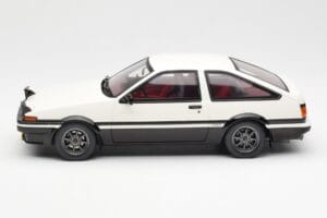 Toyota Sprinter Trueno AE86 Бял Otto 1:18 OT444B Смола — снимка 3 от 6