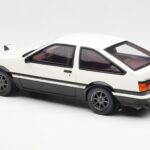 Toyota Sprinter Trueno AE86 Бял Otto 1:18 - image 5 of 6