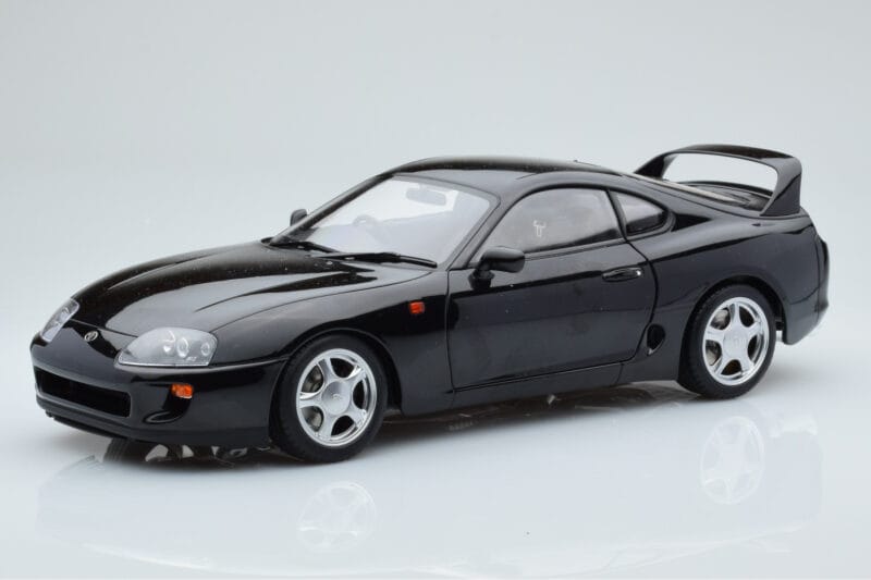 Toyota Supra A80 Черен LCD 1:18