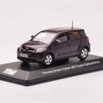 Toyota Urban Cruiser Лилаво Металик Minichamps 1:43 - image 2 of 4