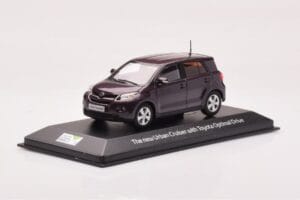 Toyota Urban Cruiser Лилаво Металик Minichamps 1:43 403166963 Метал — снимка 2 от 4