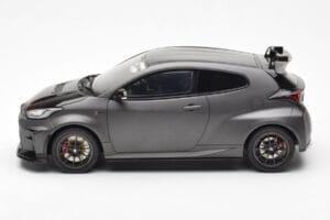 Toyota GR Yaris Circuit Package Черен Otto 1:18 OT1046 Метал — снимка 3 от 6
